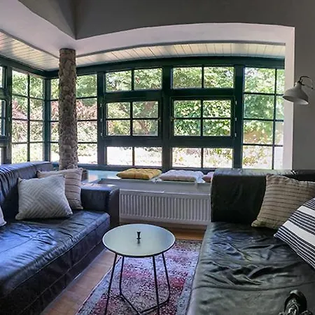 Apartament Dum V Zahrade Piosek