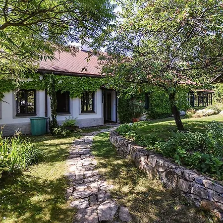 Apartament Dum V Zahrade Piosek